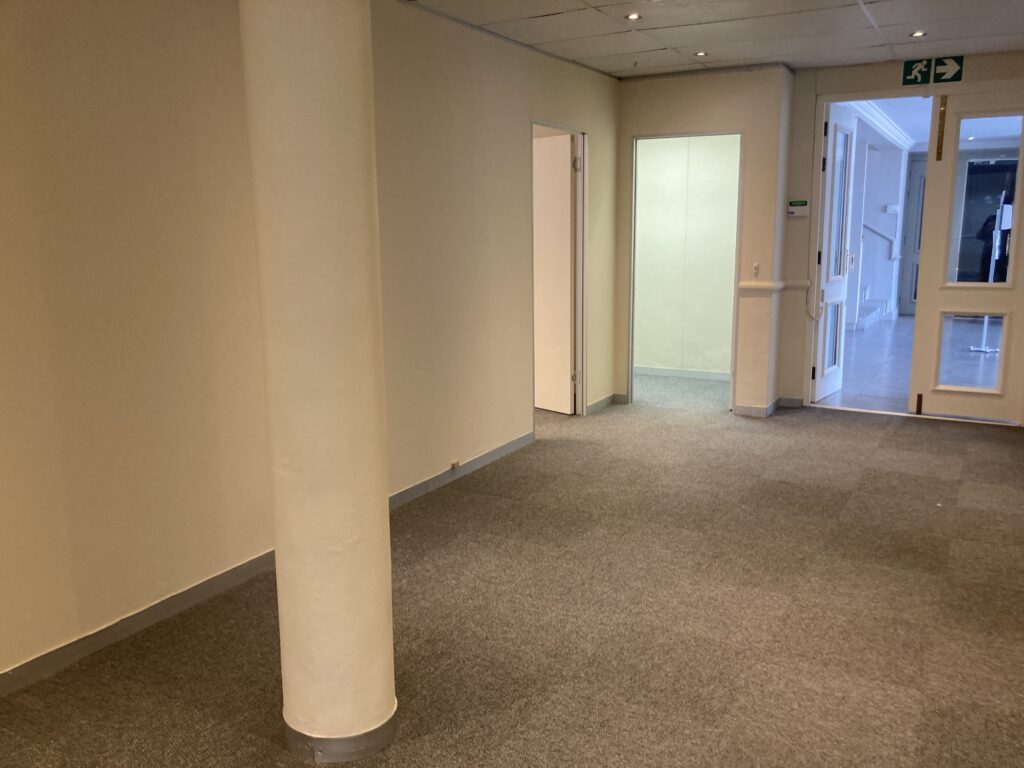 Office to Rent Kenilworth