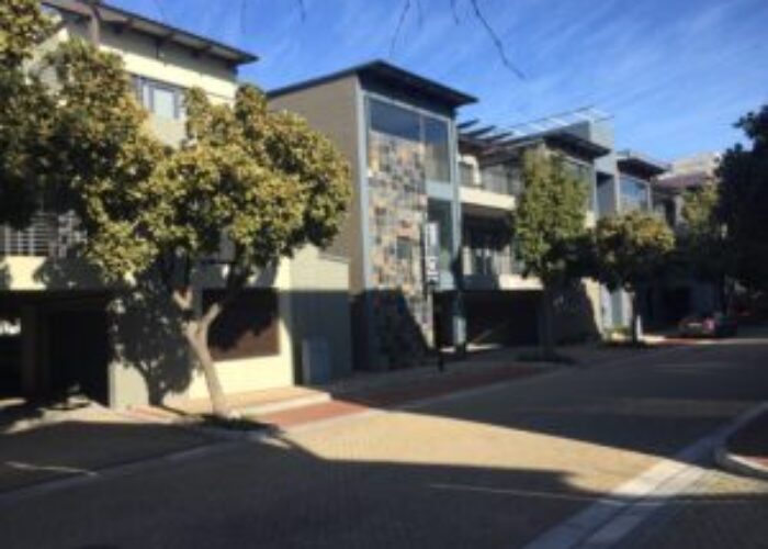 164 m² Office to Rent Canal Side I Century City