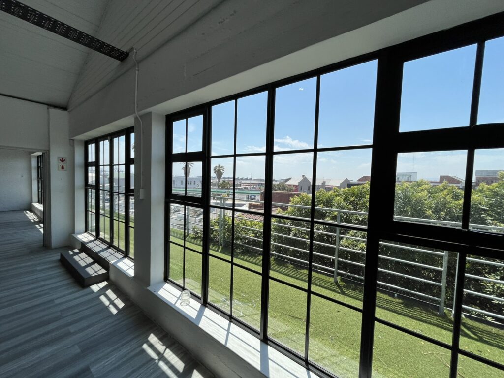 Commercial Property to rent Salt River