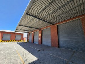 3,100 m² Warehouse to Rent Airport Industria I 28 Manhattan Drive