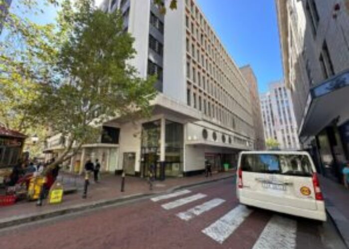 7,700 m² Office to Rent Union Castle House I Cape Town