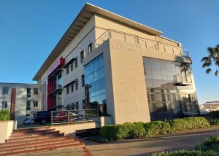 130 m² Office for Sale Century City