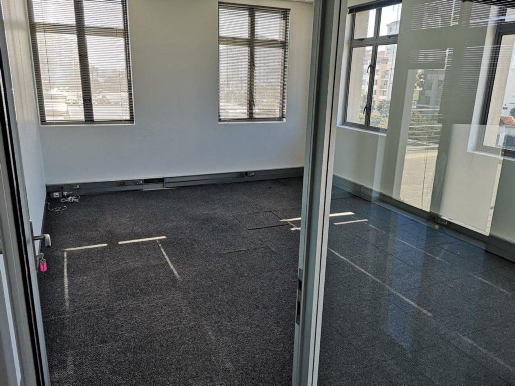 130 m² Office Space to Rent Century City I The Gatehouse - Image 1