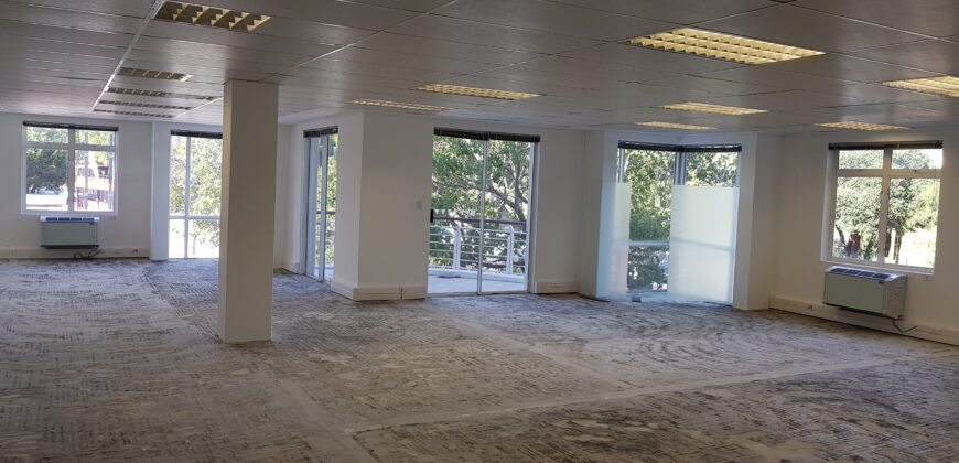206 m² Office Space to Rent Waterfront The Nautica