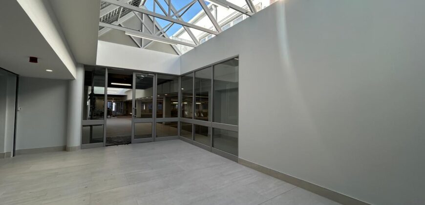 2,480 m² Office to Rent Claremont