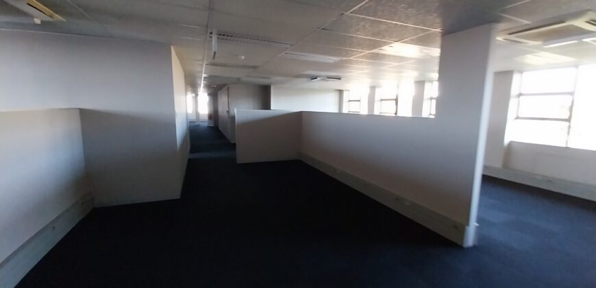 794 m² Office to Rent Bellville