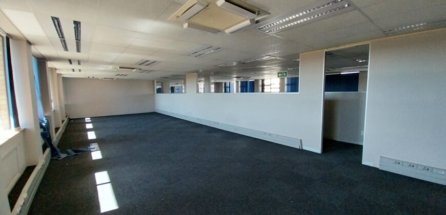 794 m² Office to Rent Bellville