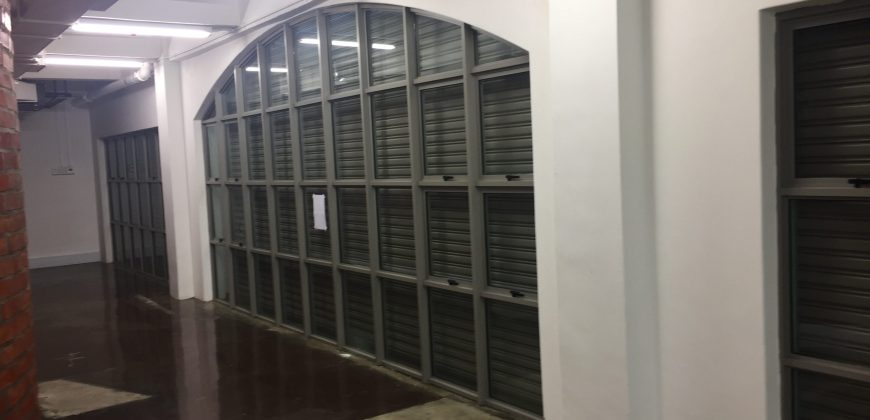 164 m² Office to Rent Woodstock