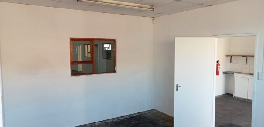 731 m² Warehouse to Rent Airport Industria I Golf Air Park