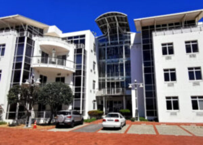 206 m² Office Space to Rent Waterfront The Nautica