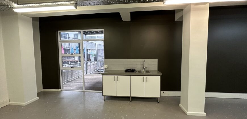 90 m² Office Space to Rent Cape Town CBD The Landing
