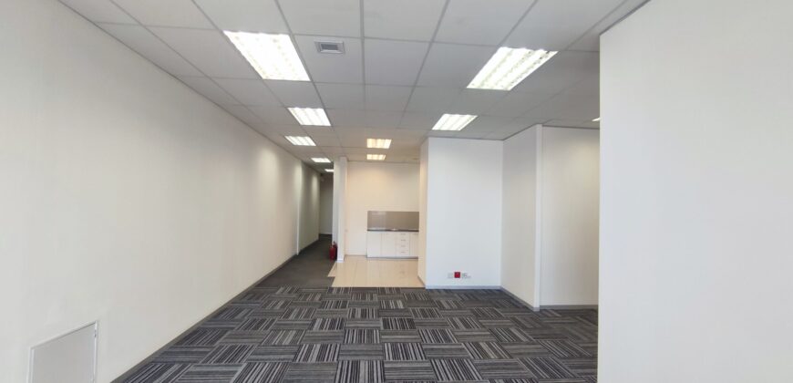 512 m² Office to Rent Woodstock