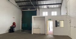 204 m² Warehouse to Airport Industria