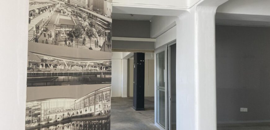 290 m² Office to Rent Woodstock