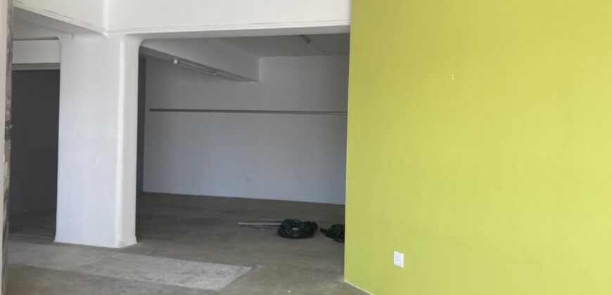 290 m² Office to Rent Woodstock