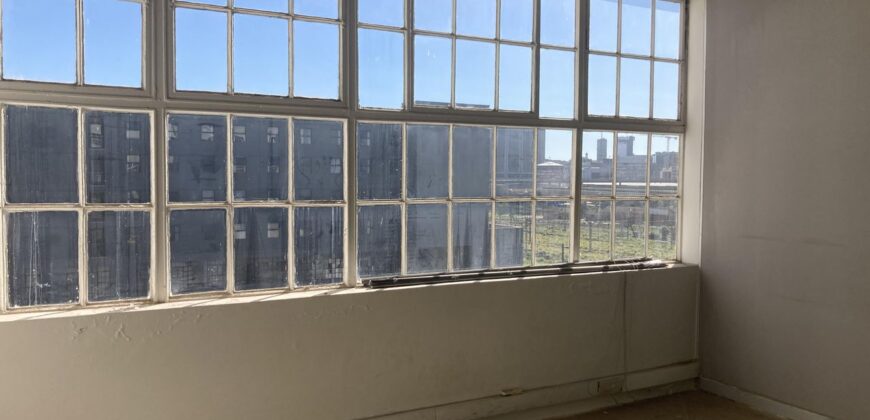 290 m² Office to Rent Woodstock