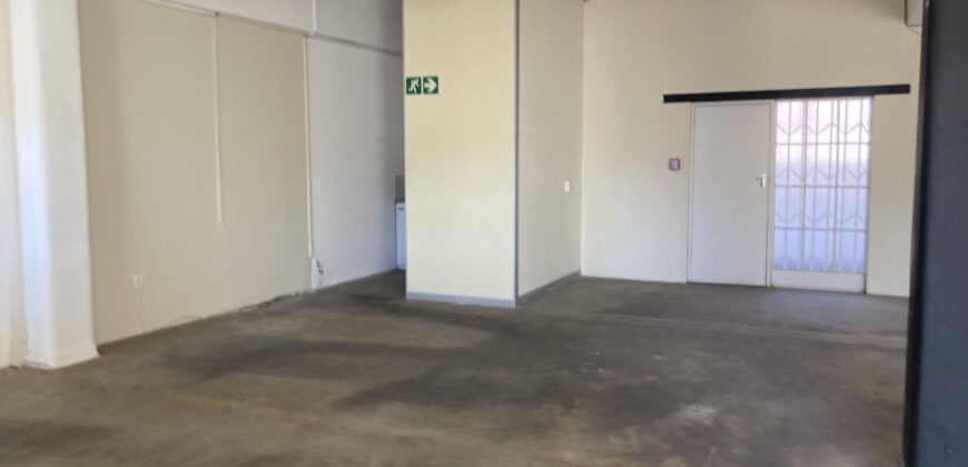 290 m² Office to Rent Woodstock
