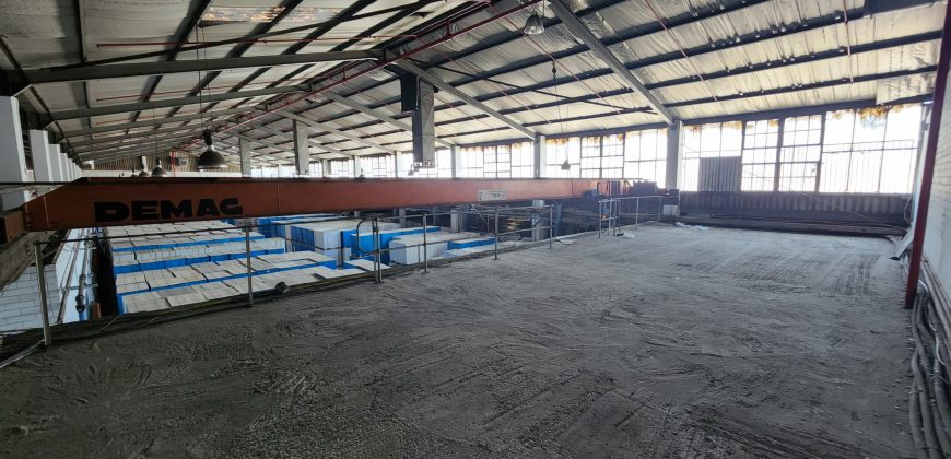 7,200 m² Warehouse to Rent Epping