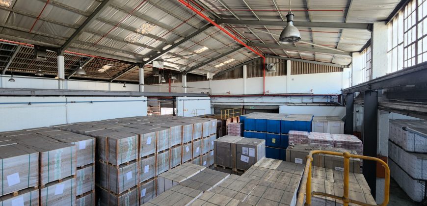 7,200 m² Warehouse to Rent Epping