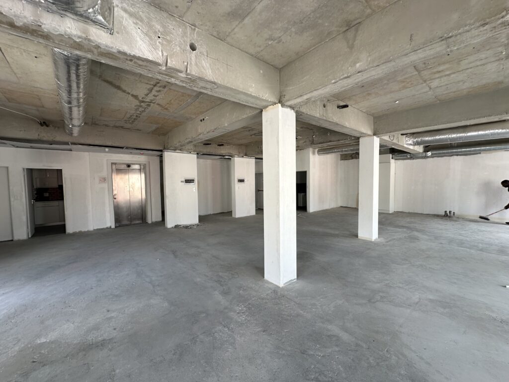 172 Long Street