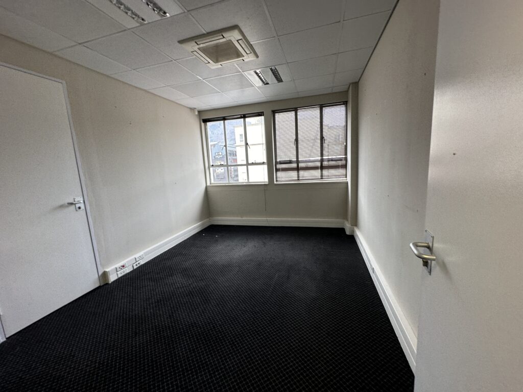 Office to Let - Merchant House