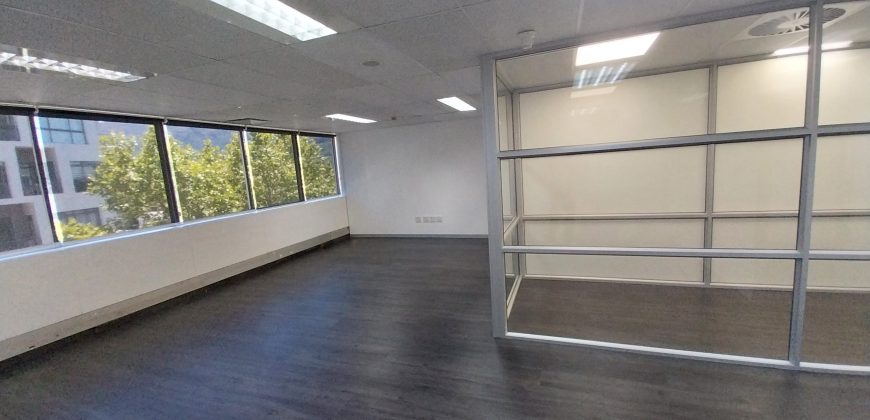 79 m² Office to Rent Claremont I Sunclare Building
