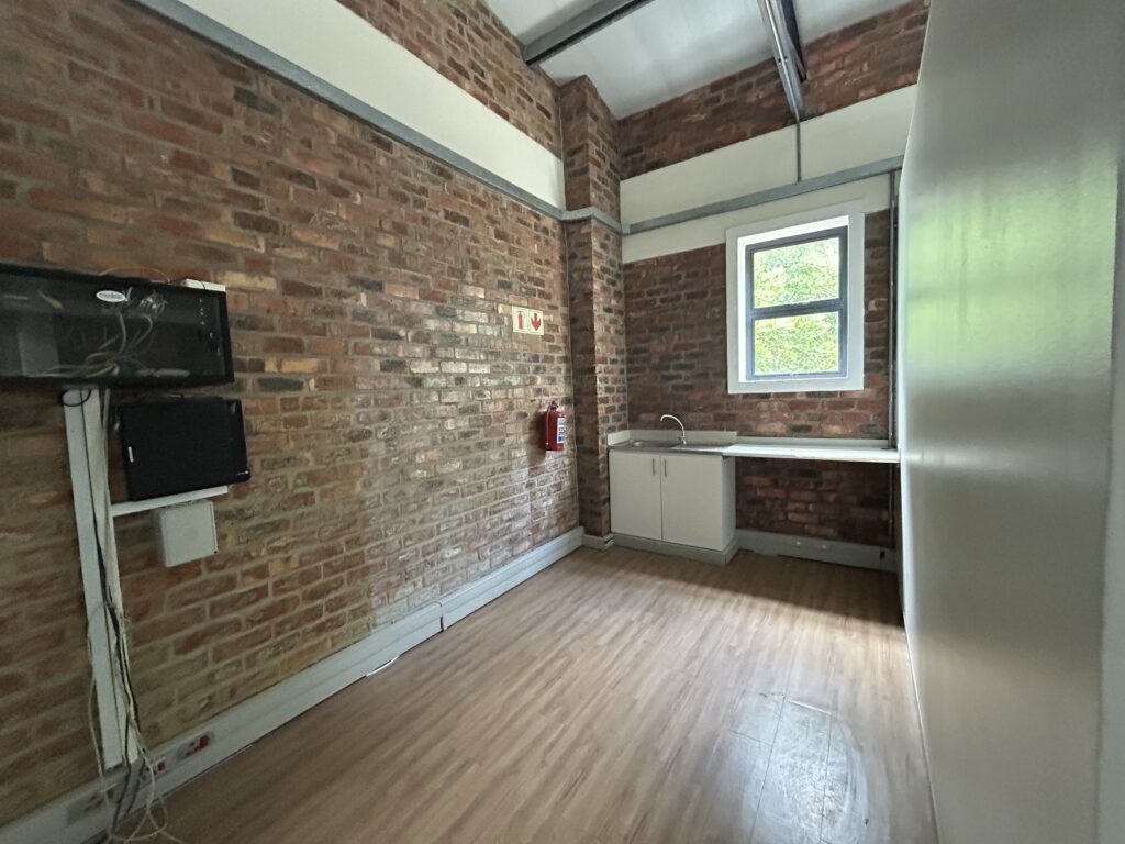 Office to Rent Westlake Lifestyle Center