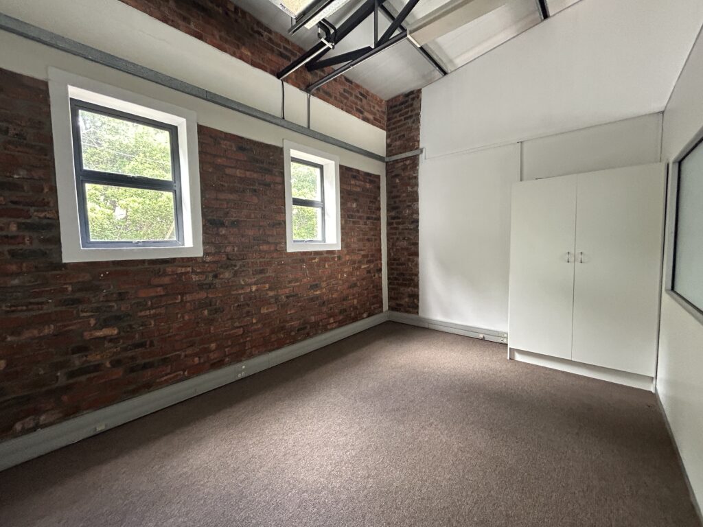 Office to Rent Westlake Lifestyle Center