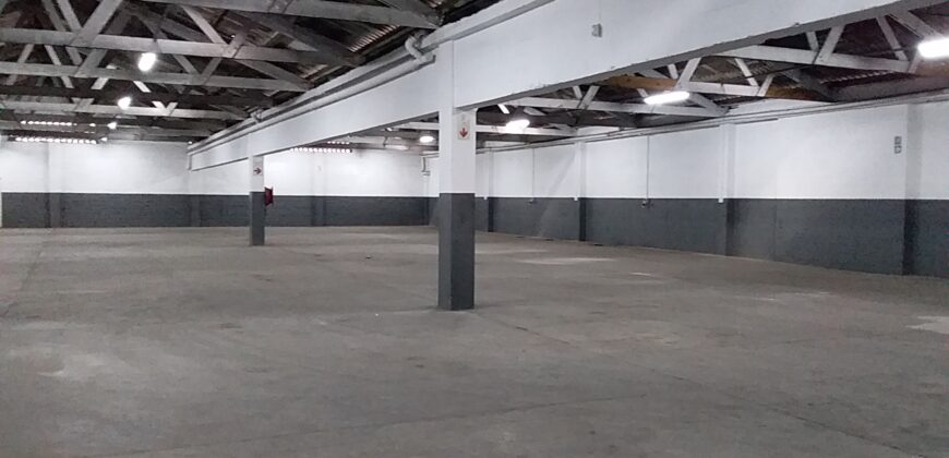 1,558 m² Warehouse to Rent Epping Industria