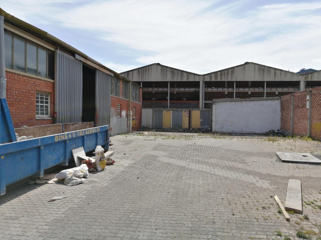 99 Bofors Circle, Epping Industria