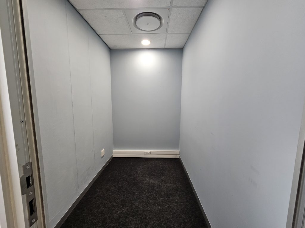 Office to Rent Centennial Place