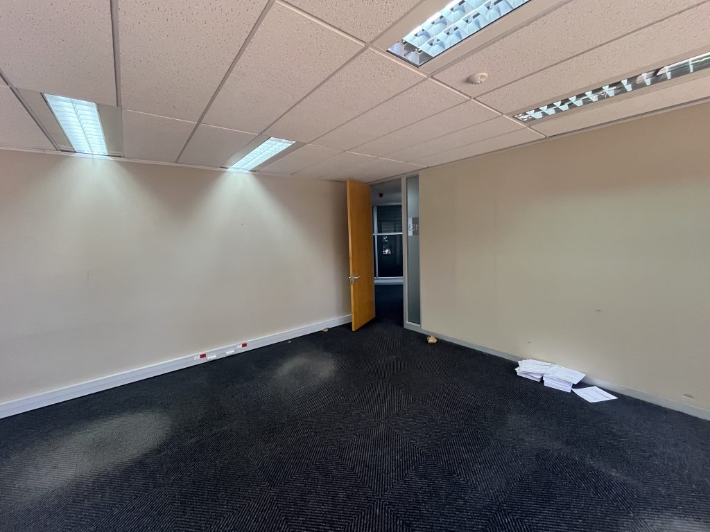 Office to Rent Golf Park, Mowbray