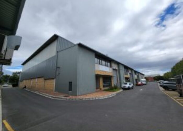 401 m² Warehouse to Rent Airport Industria