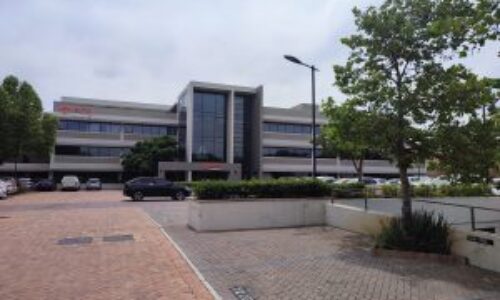 9,092 m² Office to Rent Pinelands