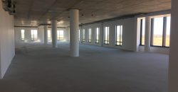 930 m² Office to Rent Century City