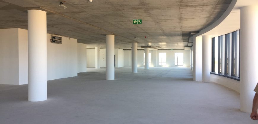 930 m² Office to Rent Century City