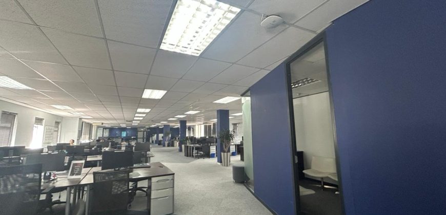 881 m² Office to Rent Newlands