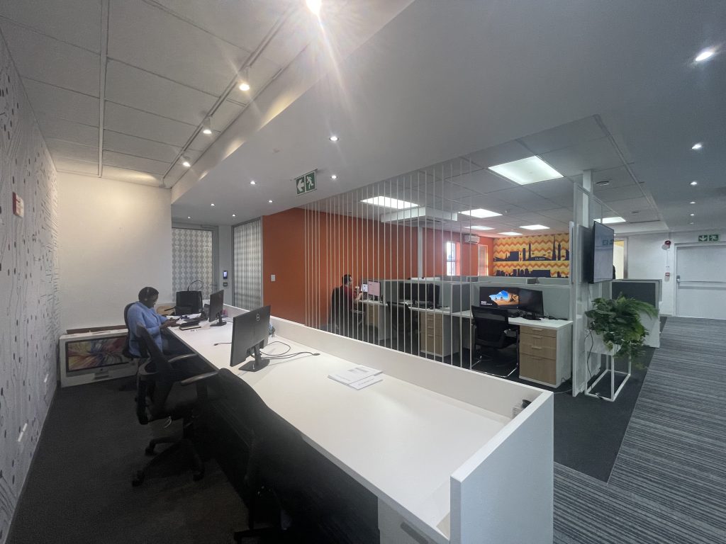 1401 m² Office Space for Rent in Wynberg - Image 10