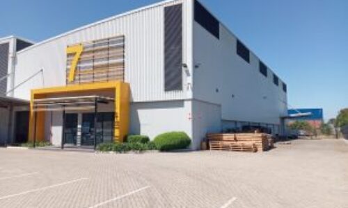 3,213 m² Warehouse to Rent Airport Industria I Golf Air Park 2