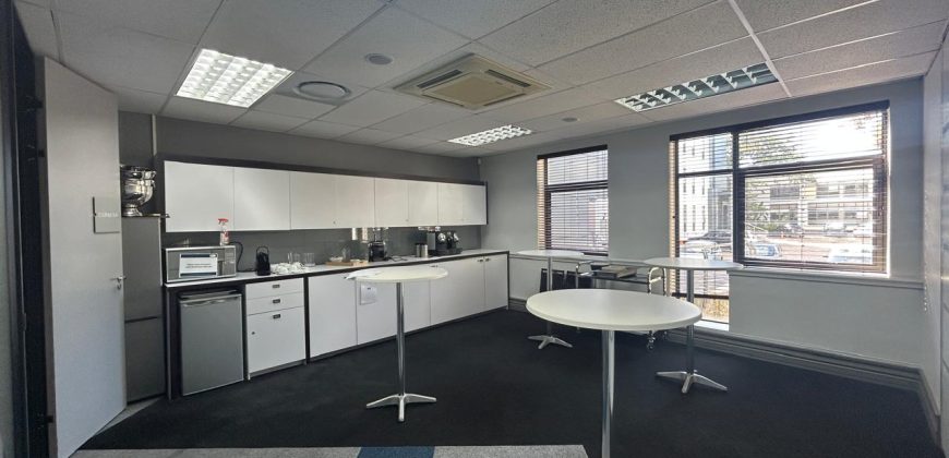 311 m² Office to Rent Boundary Terraces