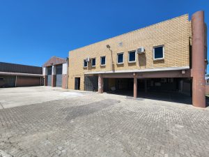 857 m² Warehouse to Rent Beaconvale I 84 Connaught Road