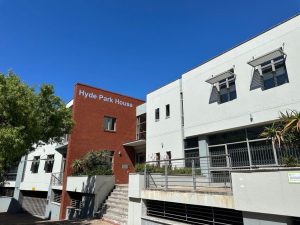 240 m² Office to Rent Century City