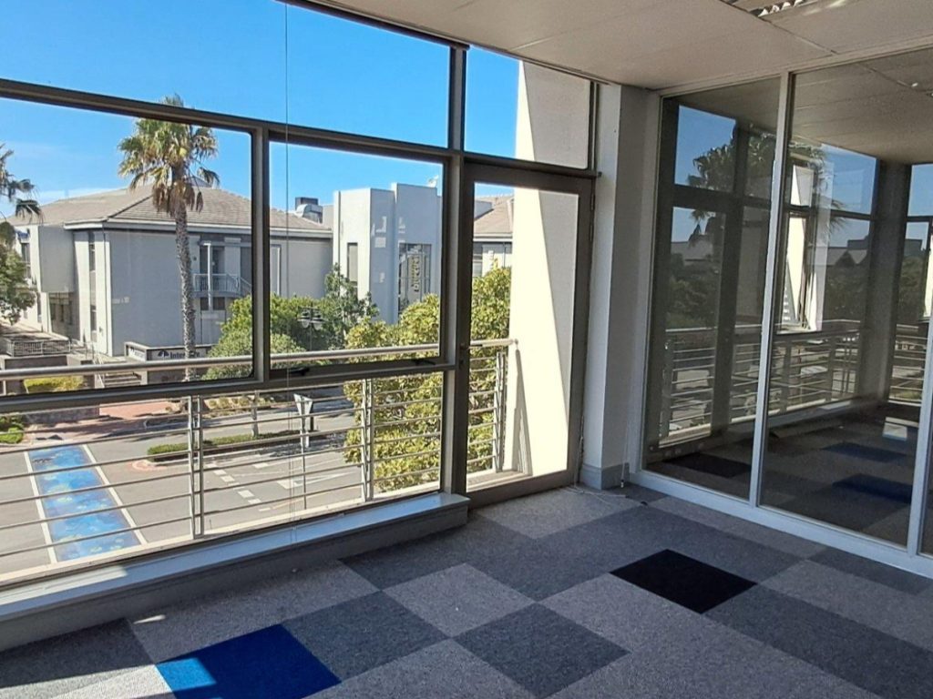 Office to Rent Century City - Hyde Park House