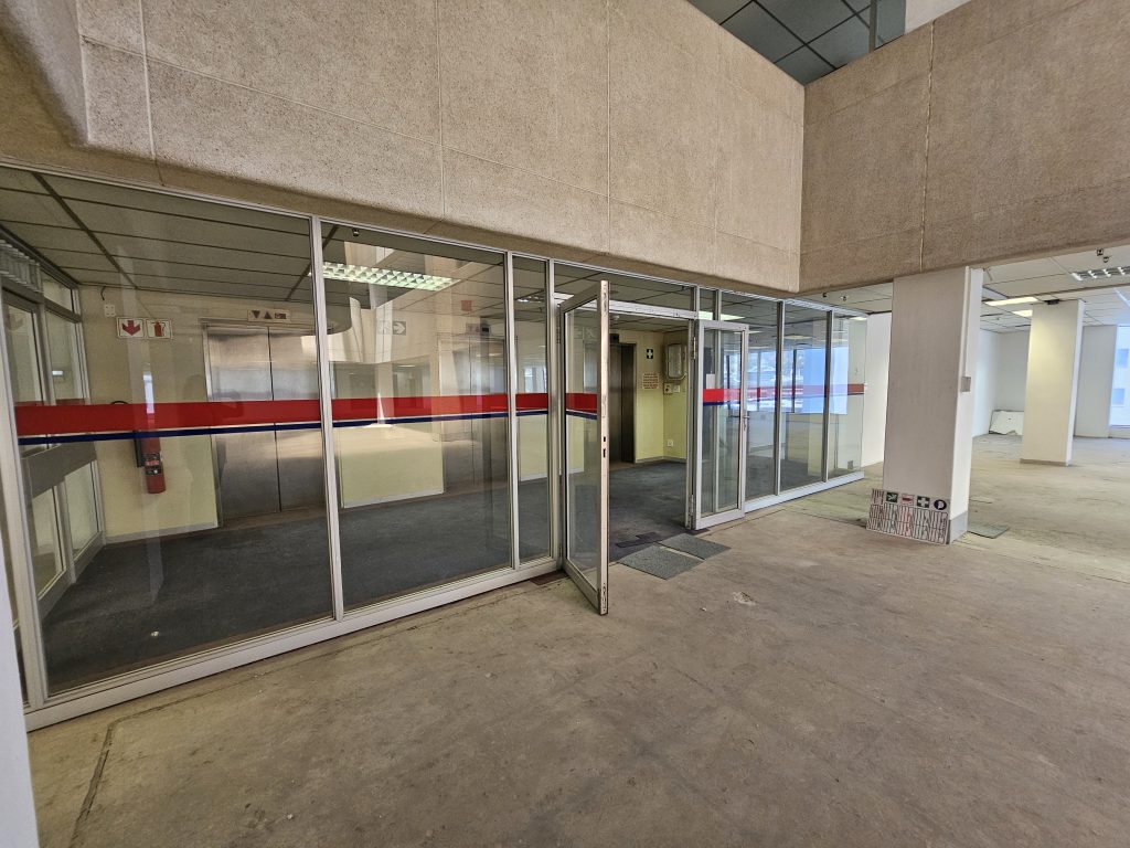 10 Christiaan Barnard Street