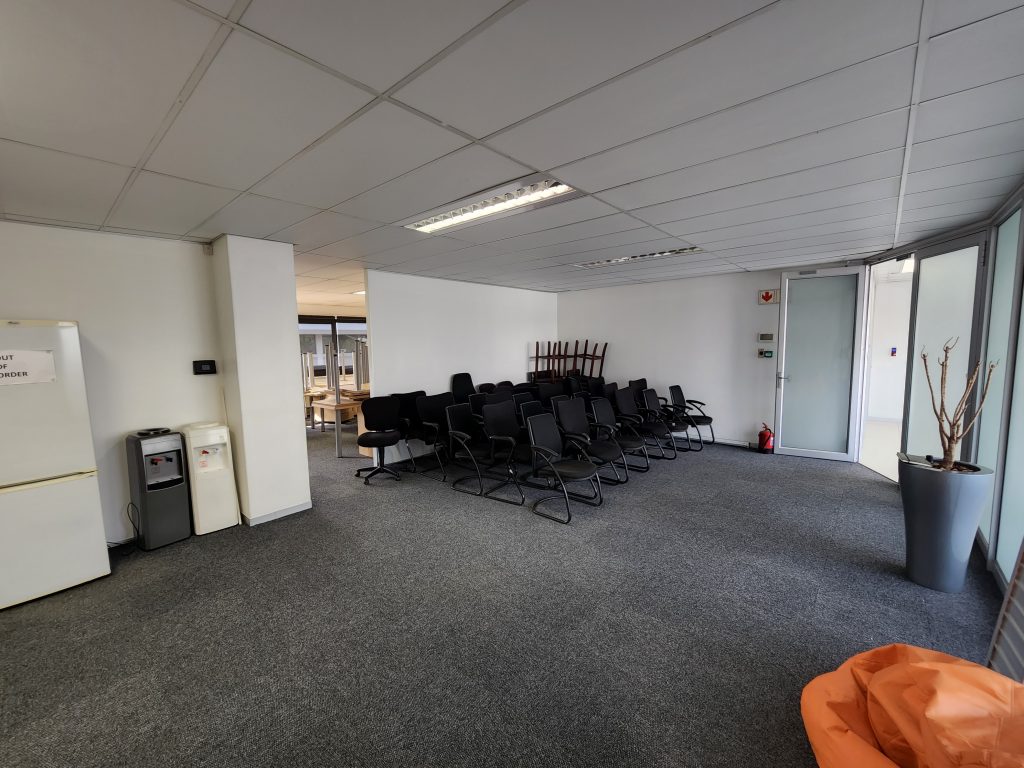 Office Space to Rent Pinelands - Golf Park
