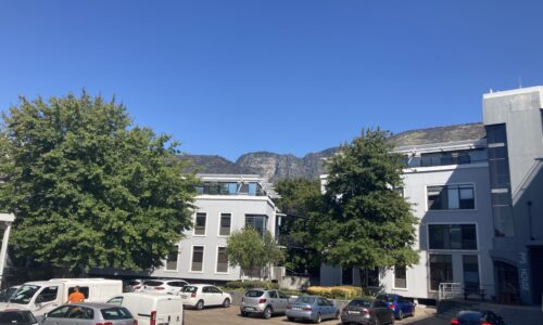 311 m² Office to Rent Newlands