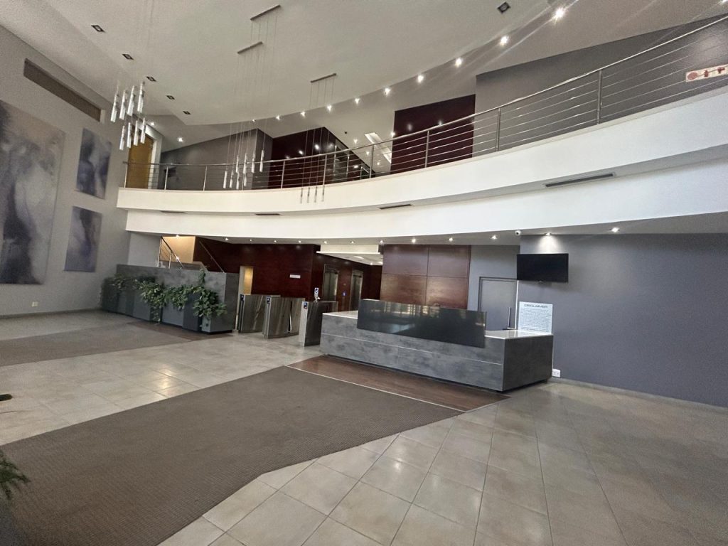 253 m² Office to Rent Claremont I Intaba House - Image 8