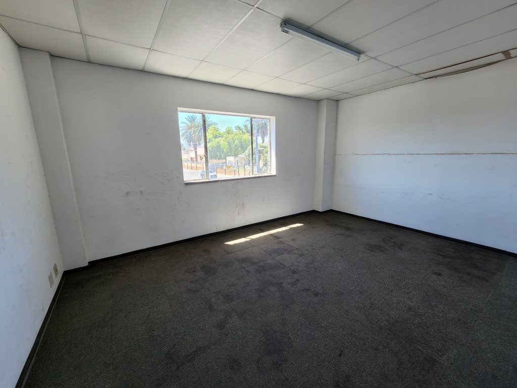 16 Duiker Street, Parow