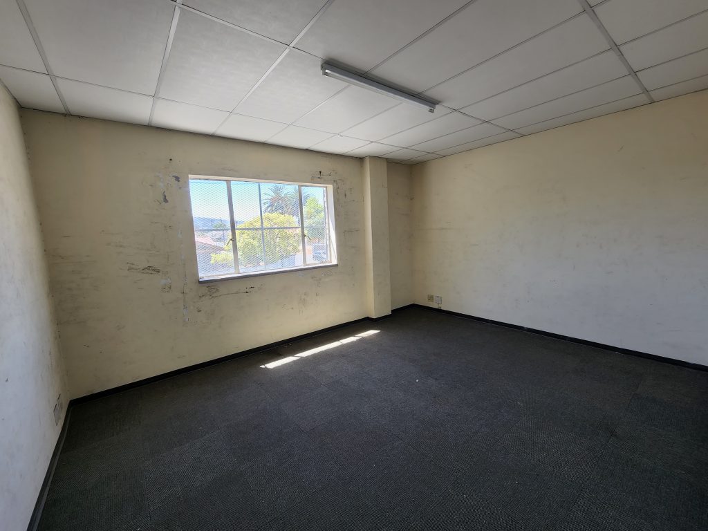 16 Duiker Street, Parow