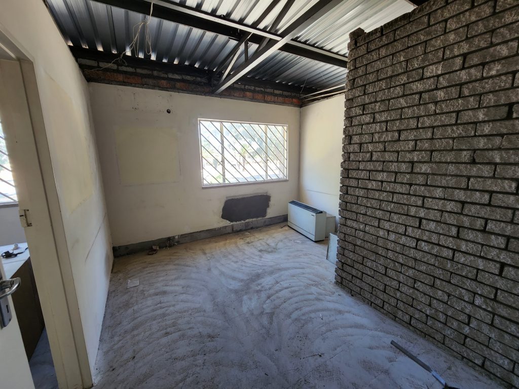 16 Duiker Street, Parow